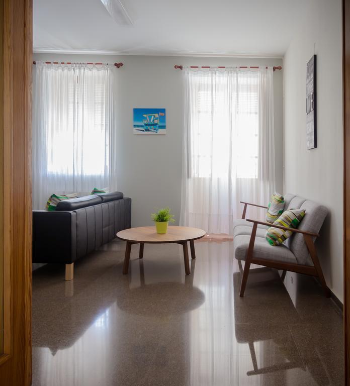 Hostal El Convent De 몬카다 외부 사진
